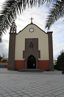 Iglesia de Nuestra Señora de la Candelaria, en el barrio de Tara