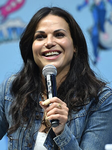 File:Lana Parrilla (53215798841).jpg