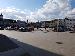 Mírové Square