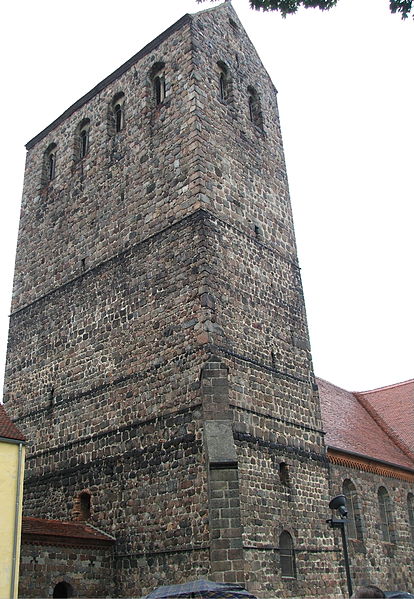 Файл:Stadtkirche Heilig Kreuz Ziesar.jpg