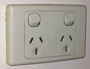 Australasian switched three-pin (10 A) dual socket outlet, the most commonly found variant