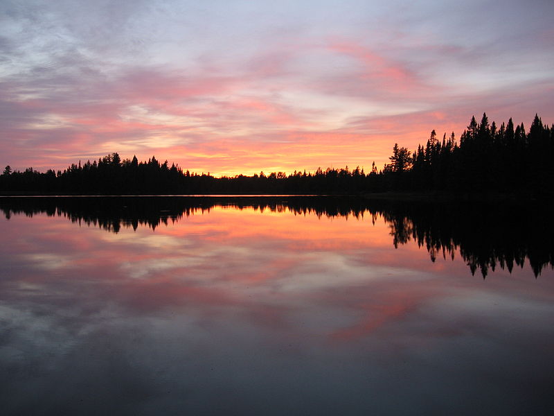 File:Pose lake Minnesota.jpg