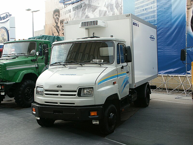 Файл:ZIL-5301 dimetilefir 1.JPG