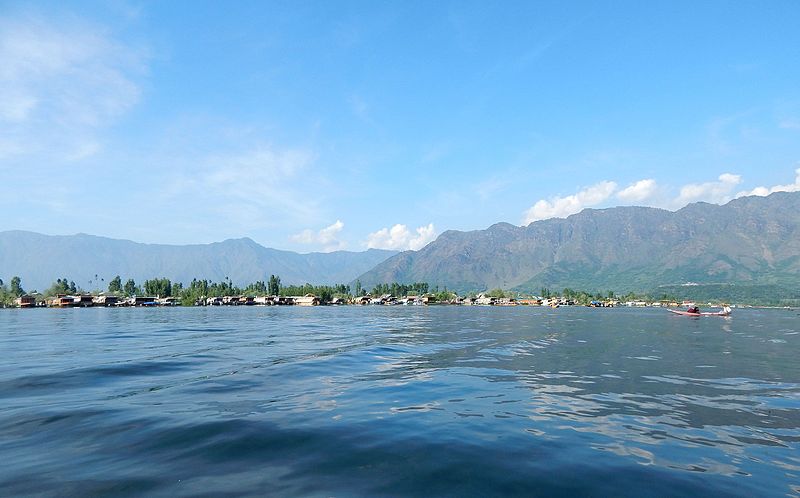 File:Dal Lake 1.jpg