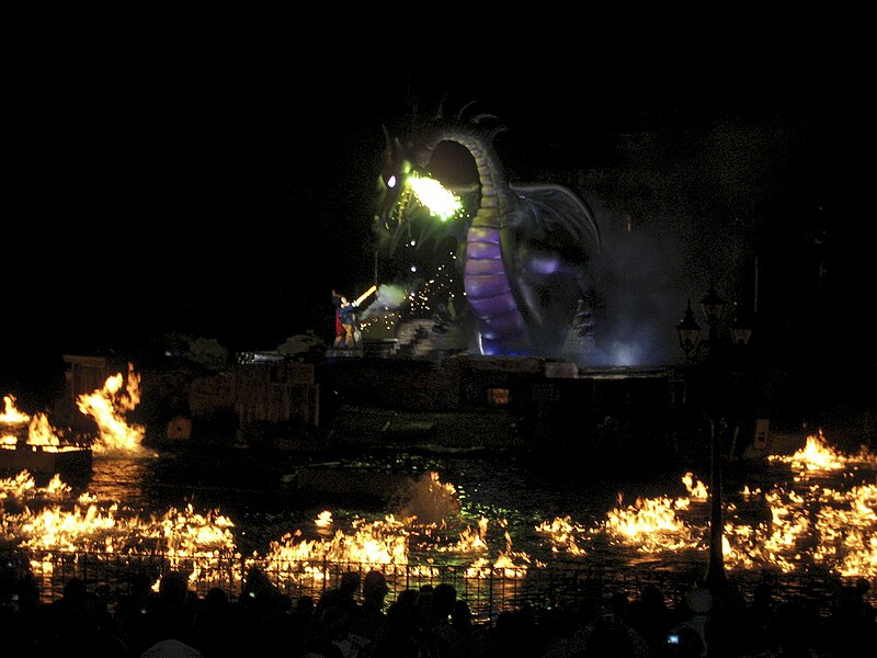 File:Fantasmic July 4.jpg