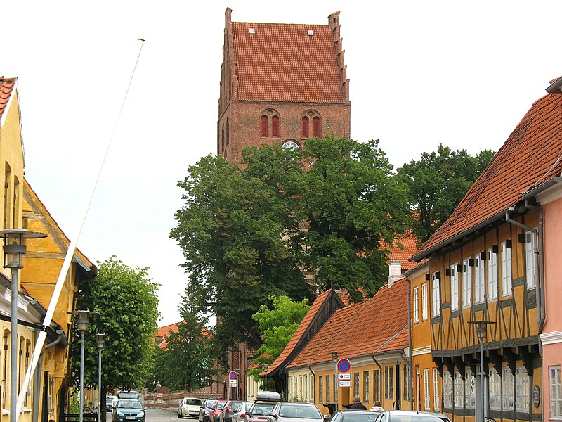 File:Køge - Kirkestræde.jpg