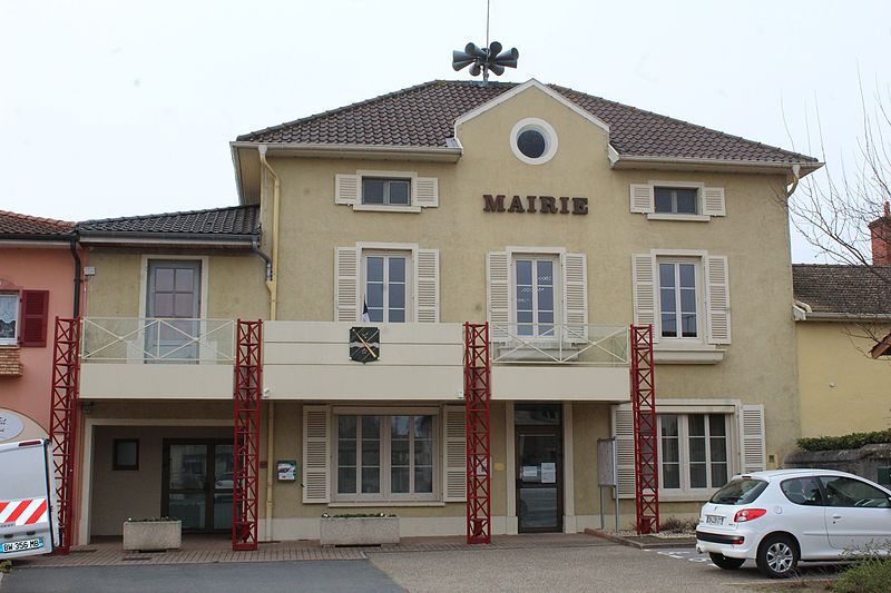 Файл:Mairie Manziat 10.jpg