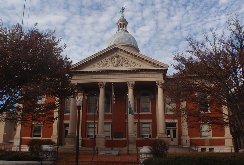 File:Augusta County Courthouse.JPG