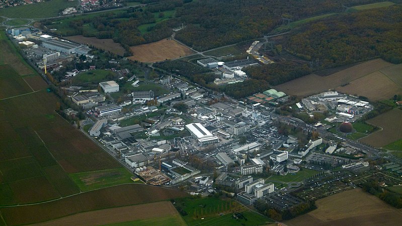 Archivo:CERN-aerial 1.jpg