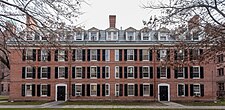 Connecticut Hall at Yale University, a relatively unornamented iteration of the Georgian style (1750)