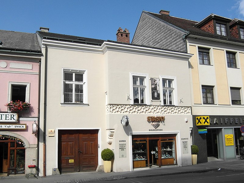 File:Korneuburg-Hauptplatz10.jpg