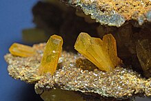 Legrandite, limonite 1100.1.2839.jpg