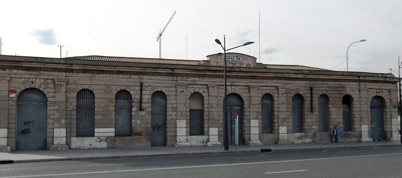 Archivo:València. Estació del Grau.JPG