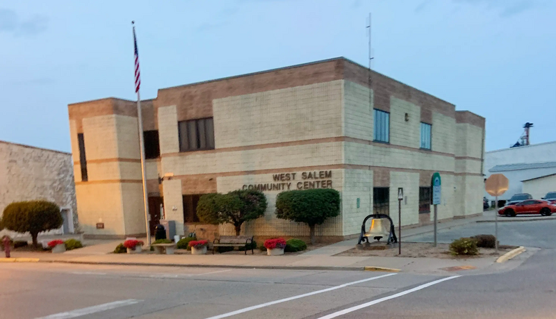 File:West Salem Administrative Center.webp