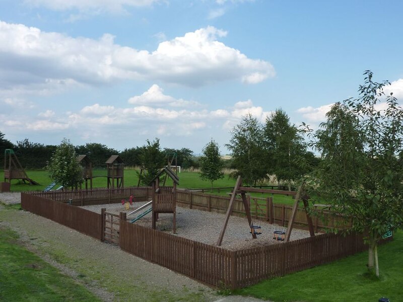 File:Westow Play Ground.jpg