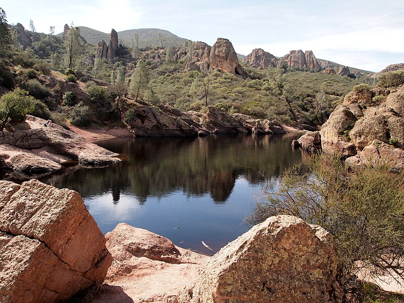 File:Bear gulch reservoir.JPG