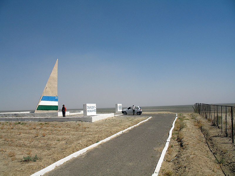 File:Moynaq Memorial.jpg