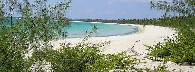 File:Plage ouvea.jpg