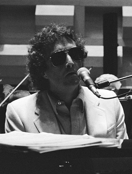 File:Randy Newman, Rotterdam 1979.jpeg