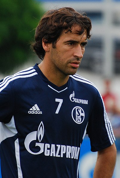 File:Raul 2011-08-03-2 (cropped).jpg