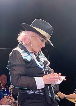 Tucker signing autographs in Biloxi, Mississippi, in September 2019.