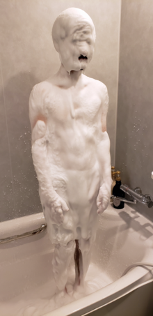 Toby_Fox_foam_shower