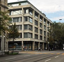 Bahnhofstrasse Zürcher Kantonbank.jpg