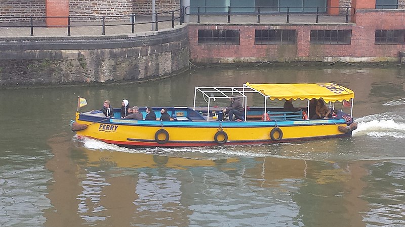 File:Bristol Ferry Boat Independence.jpg