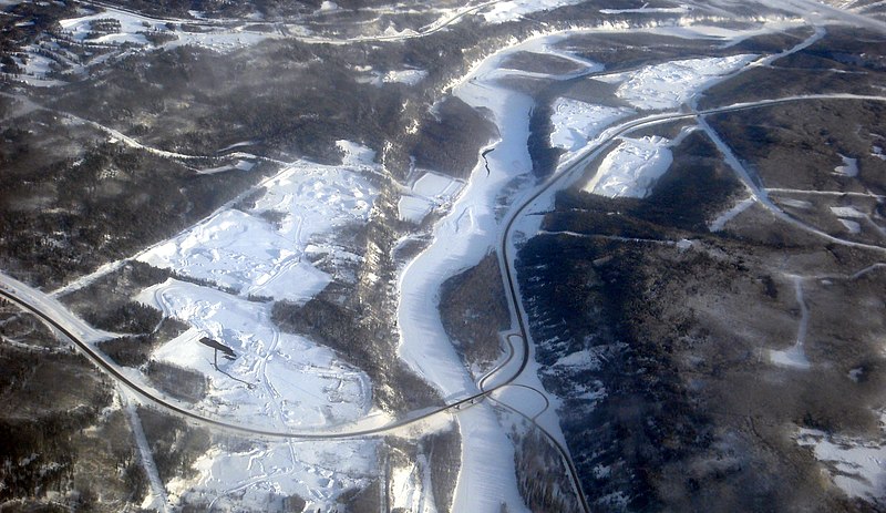 File:Highway 40-Wapiti River.JPG