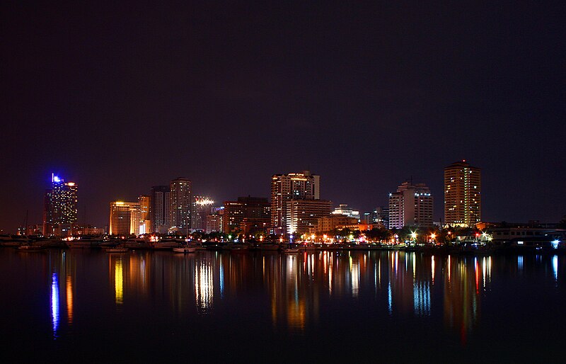 File:Manila by night.jpg