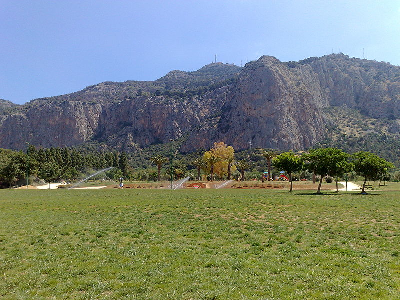 File:Parco favorita 1.jpg