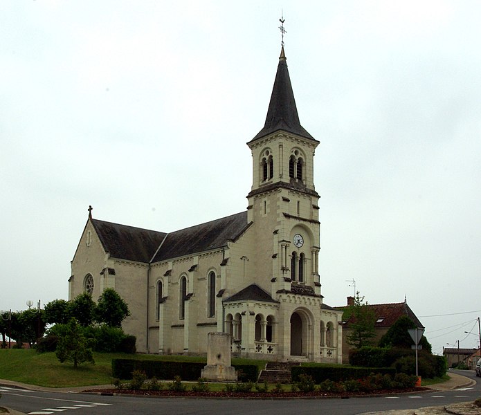 Файл:Varennes sur Fouzon Eglise.jpg