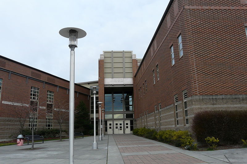 File:Ballard High School-1.jpg