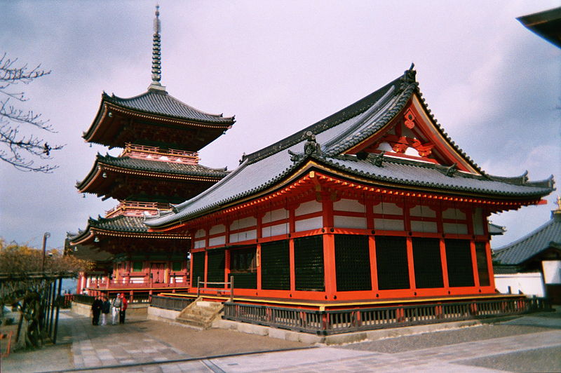 Archivo:Kyoto-Kiyomizu Temple-2.JPG