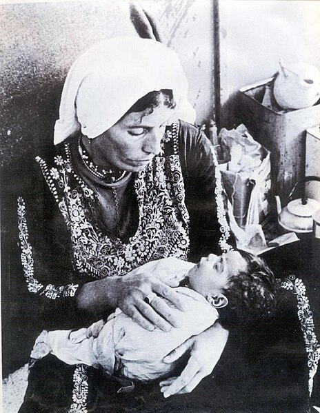 Файл:Mother baby nakba.jpg