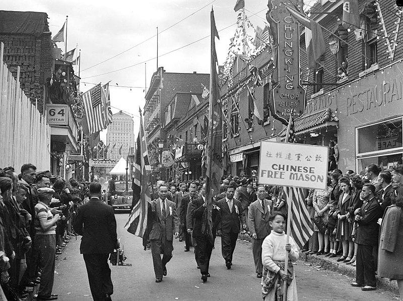 File:Parade in Montreal's Chinatown.jpg