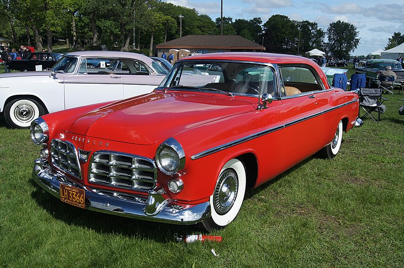 Archivo:55 Chrysler C-300 (8940990679).jpg