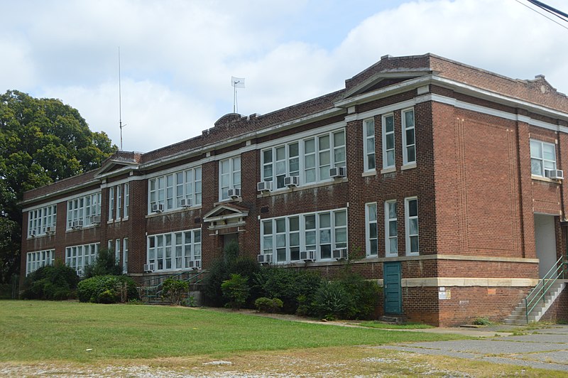 File:East Spencer Graded School.jpg