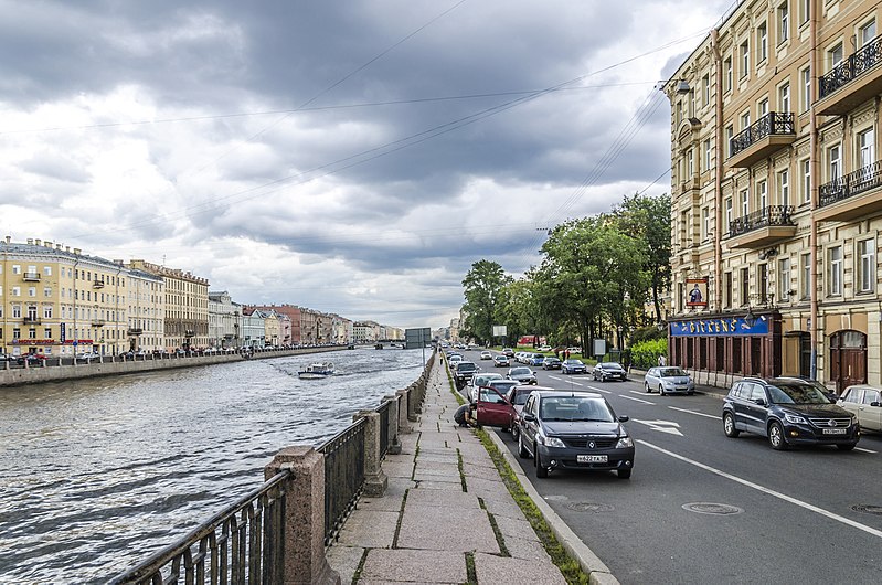 Файл:Fontanka embankment SPB 1.jpg