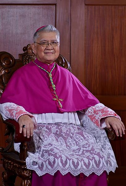 File:Archbishop Angel Lagdameo.jpg