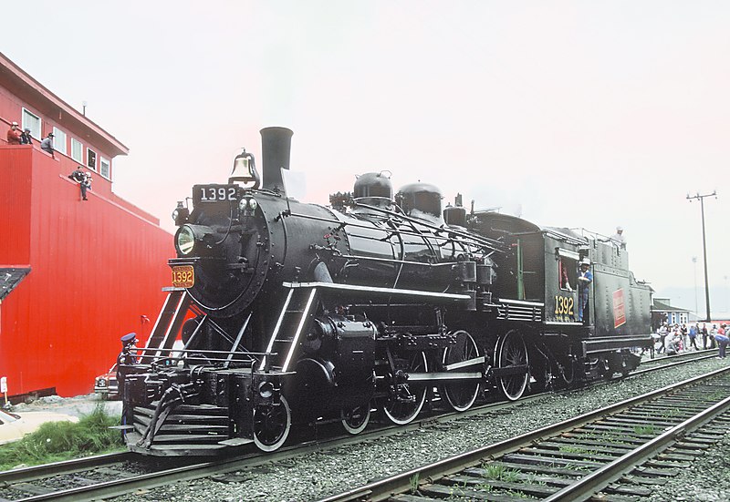 File:CN 1392 (32755255905).jpg