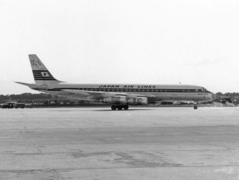 File:DC-8 Japan Airlines.JPG