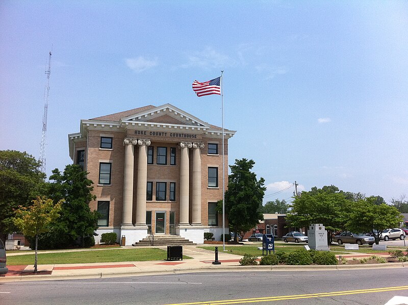 File:Hoke County Courthouse 2011-06.jpg