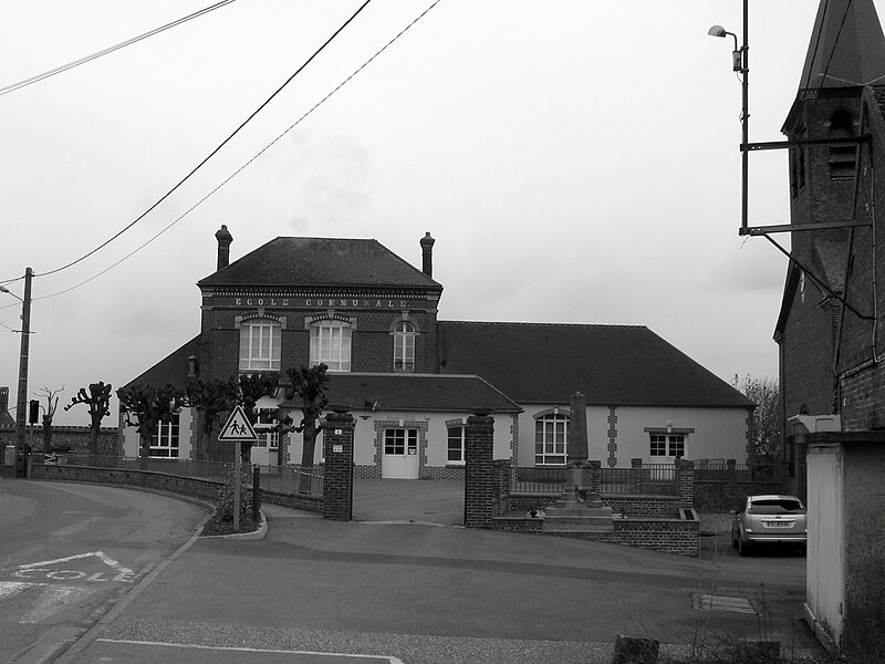 File:Saint-Germain-la-Poterie mairie.JPG