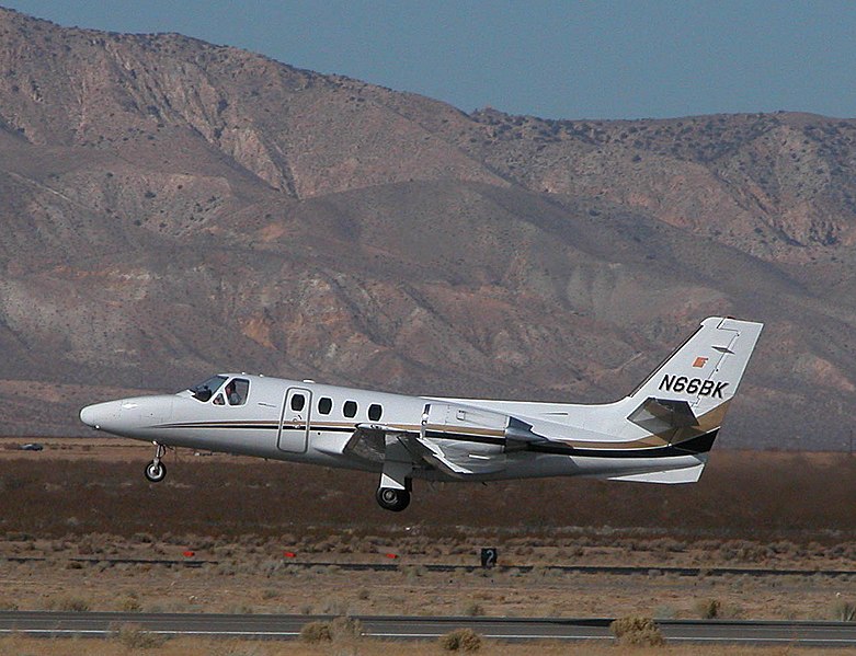 Файл:Cessna citation ISP-Mojave-070126.jpg