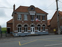 Noreuil - Mairie.JPG