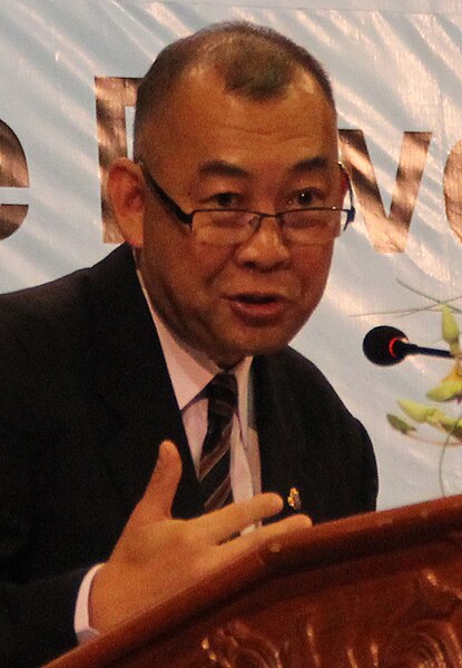 Файл:Norodom Sirivudh (cropped).jpg