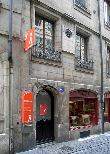 File:Rousseau Geneve House.JPG