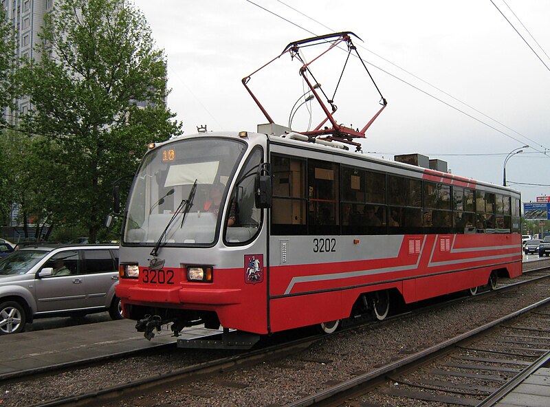 Файл:Tram 71-405 in Moscow.JPG