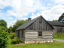 Aaronsburg PA log house.jpg